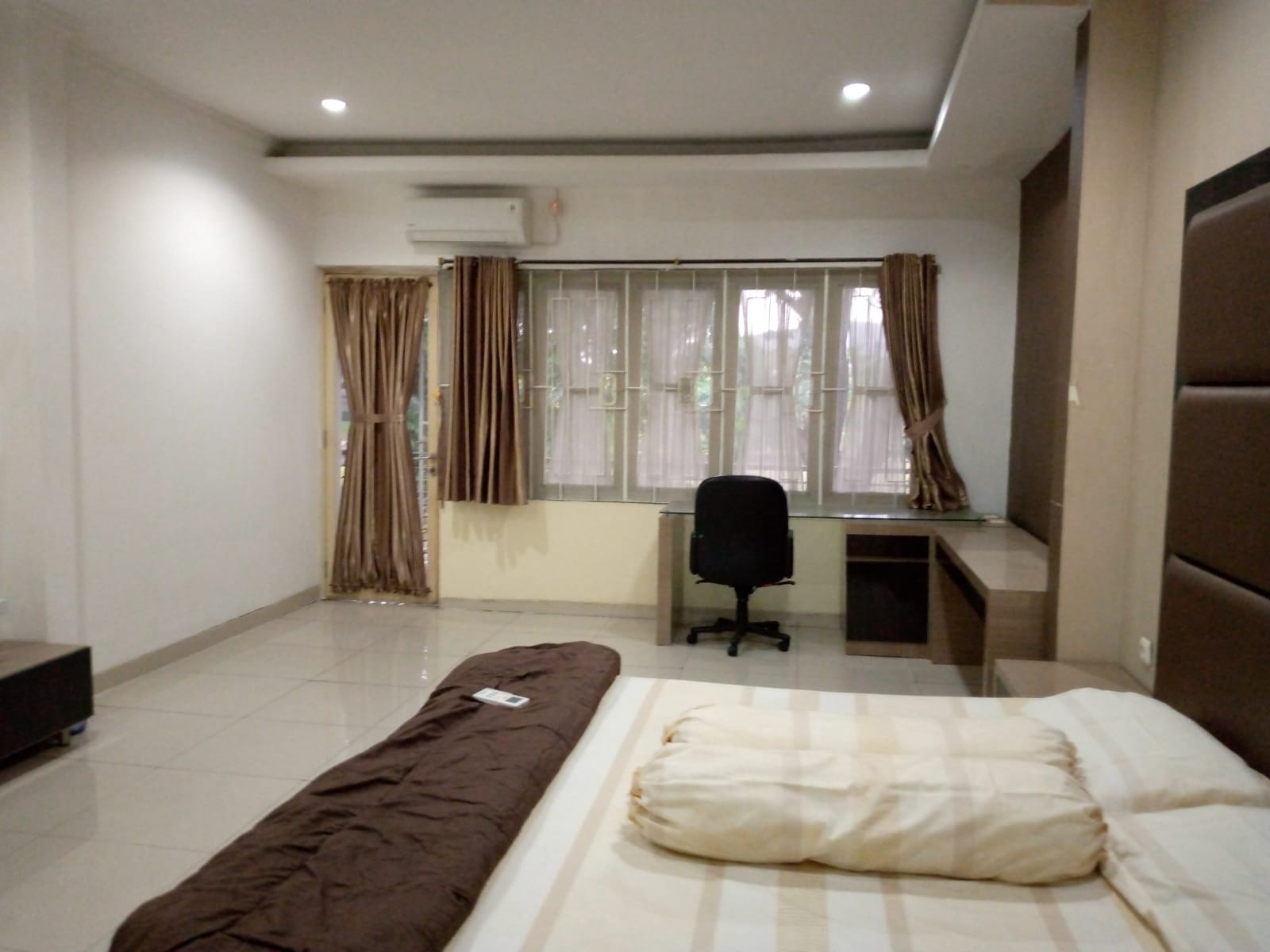 Rumah Disewakan Fully Furnished di Taman Dago Lippo Cikarang